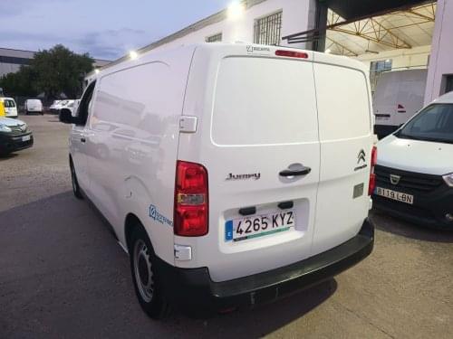 Comprar CITROEN JUMPY ISOTERMO 1.6 BLUEHDI 70KW TALLA M CONFORT (95CV) 2019 de segunda mano CITROEN JUMPY ISOTERMO 1.6 BLUEHDI 70KW TALLA M CONFORT (95CV) 2019 de segunda mano