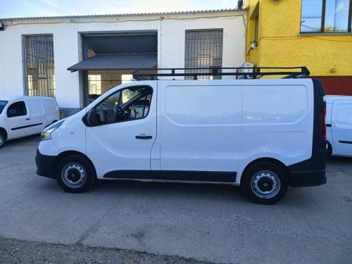 Comprar RENAULT TRAFIC FURGON 29 L1H1 DCI 88KW (120CV) EURO 6 2018 de segunda mano RENAULT TRAFIC FURGON 29 L1H1 DCI 88KW (120CV) EURO 6 2018 de segunda mano