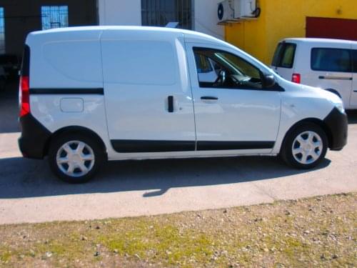 DACIA DOKKER EXPRESS ESSENTIAL 1.6 SCE 110CV MT5 E6 2020 de segunda mano