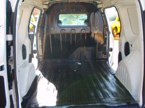 DACIA DOKKER EXPRESS ESSENTIAL 1.6 SCE 110CV MT5 E6 2020 de segunda mano