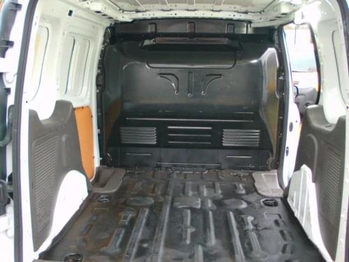 FORD TRANSIT CONNECT VAN 1.5 TDCI 55KW TREND 200 L1 2020 de segunda mano