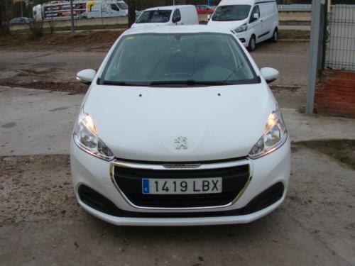 PEUGEOT 208 2 PLAZAS 2019 de segunda mano