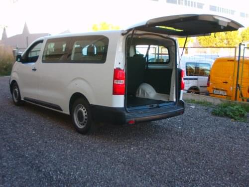 PEUGEOT EXPERT 1.6 COMBI LONG 2018 de segunda mano