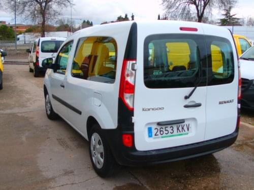 RENAULT KANGOO COMBI 2018 de segunda mano