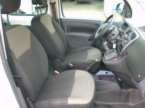 RENAULT KANGOO COMBI 2018 de segunda mano