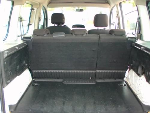 RENAULT KANGOO COMBI 5 PLAZAS 2019 de segunda mano