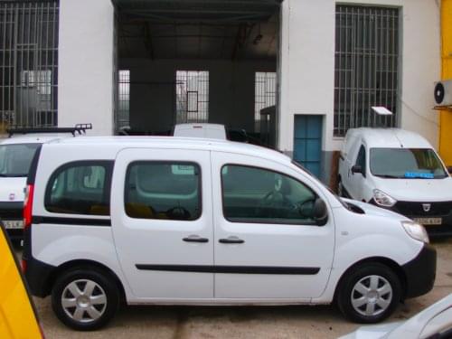 RENAULT KANGOO COMBI 5 PLAZAS 2017 de segunda mano