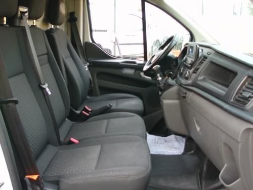 FORD TRANSIT CUSTOM L2 2.0 TDI 2019 de segunda mano
