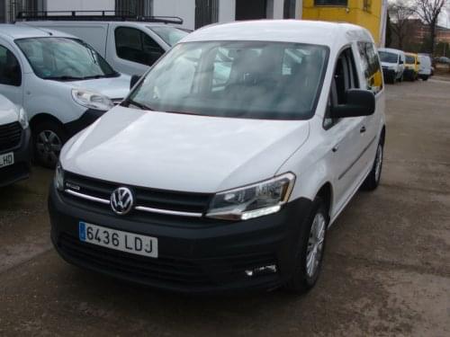 VOLKSWAGEN CADDY COMBI 1.4 TGI 110CV COMBI 2019 de segunda mano