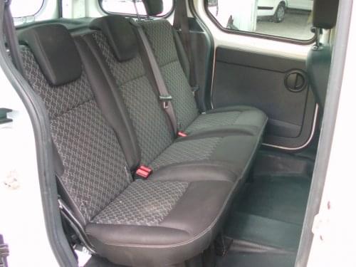 RENAULT KANGOO 5 PLAZAS 2016 de segunda mano