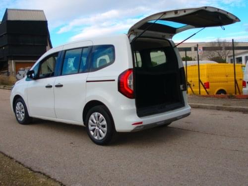 RENAULT KANGOO COMBI 5 PLAZAS 2021 de segunda mano