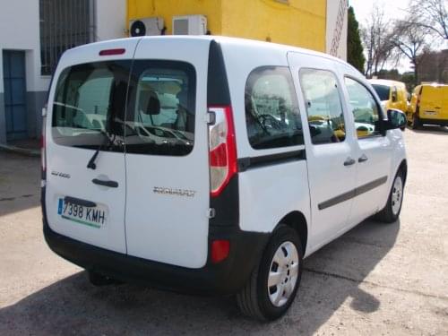 RENAULT KANGOO COMBI 5 PLAZAS 2019 de segunda mano