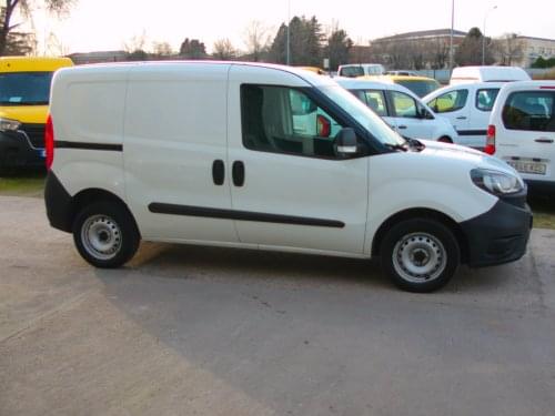 FIAT DOBLO 2 PLAZAS 2019 de segunda mano