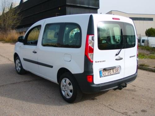 RENAULT KANGOO COMBI 5 PLAZAS 2018 de segunda mano