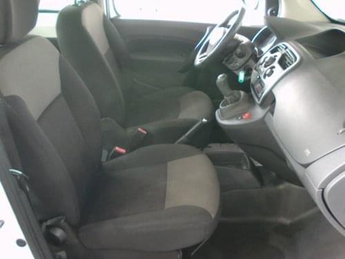 RENAULT KANGOO COMBI 5 PLAZAS 2019 de segunda mano