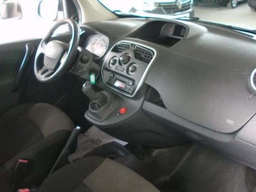 RENAULT KANGOO COMBI 5 PLAZAS 2019 de segunda mano
