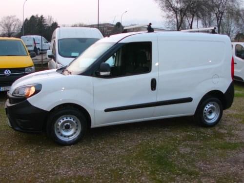 FIAT DOBLO 2 PLAZAS 2019 de segunda mano
