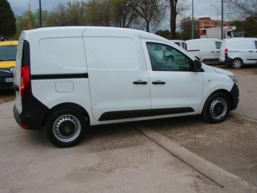 RENAULT KANGOO 2022 de segunda mano