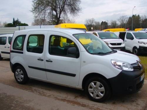 RENAULT KANGOO COMBI 2020 de segunda mano