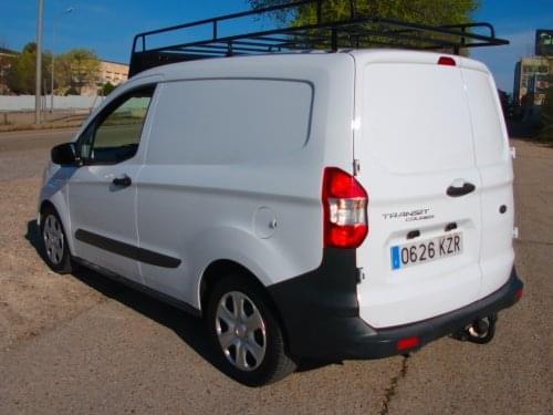 FORD TRANSIT COURIER 2 PLAZAS 2019 de segunda mano