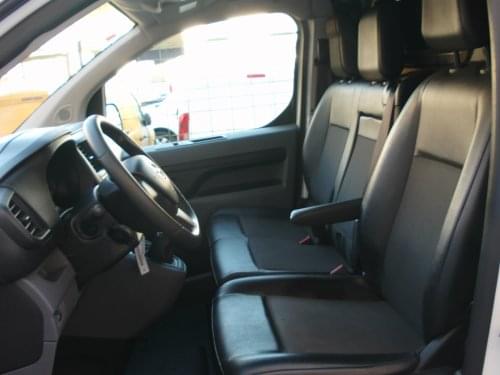 OPEL VIVARO FRIO CONGELACIÓN 3 PLAZAS 2021 de segunda mano