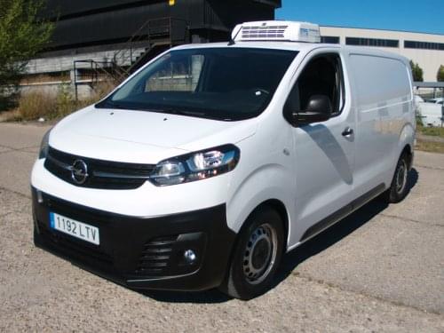 OPEL VIVARO FRIO CONGELACIÓN 3 PLAZAS 2021 de segunda mano