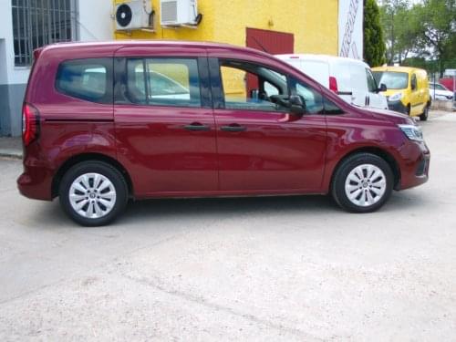 Comprar RENAULT KANGOO COMBI 5 PLAZAS 2021 de segunda mano RENAULT KANGOO COMBI 5 PLAZAS 2021 de segunda mano