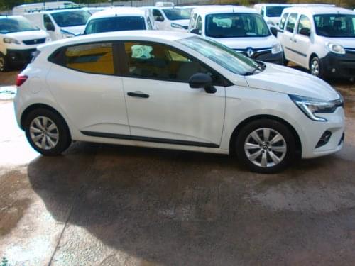 RENAULT CLIO 5 PUERTAS 2020 de segunda mano