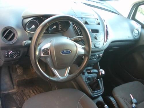 FORD TRANSIT COURIER 2 PLAZAS 2020 de segunda mano