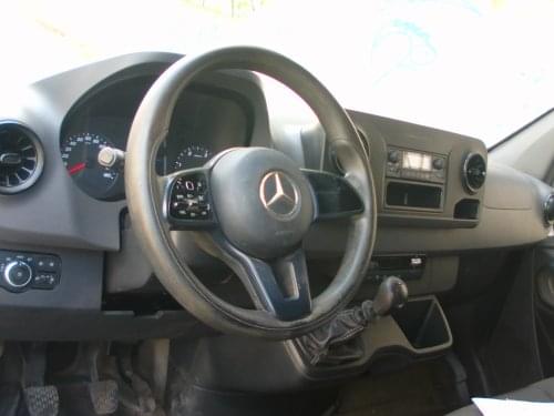 MERCEDES SPRINTER 211 CDI MEDIO 2020 de segunda mano