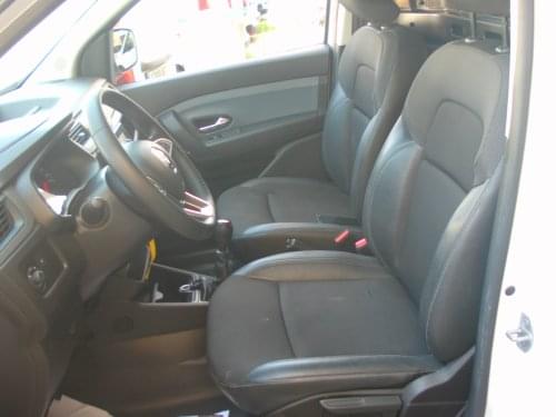 RENAULT KANGOO 2 PLAZAS 2023 de segunda mano