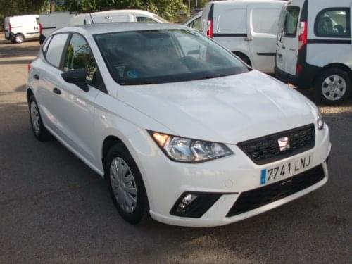 SEAT IBIZA COMERCIAL 1.0 TGI REFERENCE 2021 de segunda mano