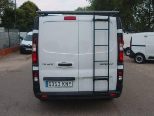 RENAULT TRAFIC 3 PLAZAS 2018 de segunda mano