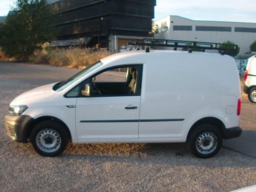 VOLKSWAGEN CADDY 4 MOTION 2 PLAZAS 2020 de segunda mano