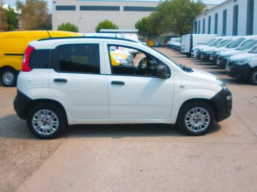FIAT PANDA VAN HYBRID 2 PLAZAS INDUSTRIAL 2019 de segunda mano