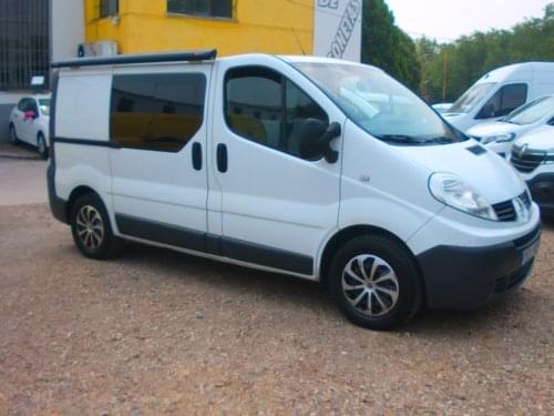 RENAULT TRAFIC CAMPER 2011 de segunda mano