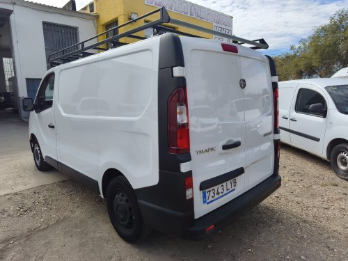 RENAULT TRAFIC 3 PLAZAS 2022 de segunda mano