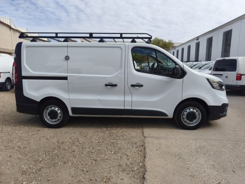 RENAULT TRAFIC 3 PLAZAS 2022 de segunda mano