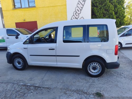VOLKSWAGEN CADDY 5 PLAZAS 2.0 tdi 102 cv 2020 de segunda mano