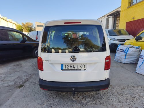 VOLKSWAGEN CADDY 5 PLAZAS 2.0 tdi 102 cv 2020 de segunda mano
