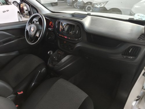 FIAT DOBLO MAXI 2 PLAZAS 2017 de segunda mano