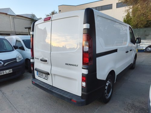 RENAULT TRAFIC 3 PLAZAS L1H1 2021 de segunda mano