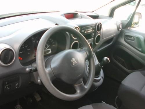 PEUGEOT PARTNER 2017 100CV 2017 de segunda mano