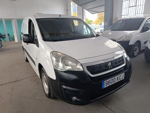 PEUGEOT PARTNER Furgón 1.6BlueHDI Confort L1 1560cm³, 3P 2017 de segunda mano