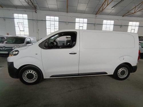 Comprar CITROEN JUMPY FURGON DIESEL JUMPY FG. BLUEHDI TALLA M 2017 de segunda mano CITROEN JUMPY FURGON DIESEL JUMPY FG. BLUEHDI TALLA M 2017 de segunda mano