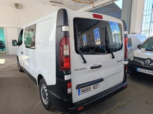 RENAULT TRAFIC COMBI MIXTO 5/6 M1 ENERGY DCI 125 TT E6 2017 de segunda mano