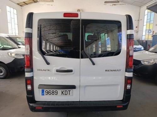 RENAULT TRAFIC COMBI MIXTO 5/6 M1 ENERGY DCI 125 TT E6 2017 de segunda mano