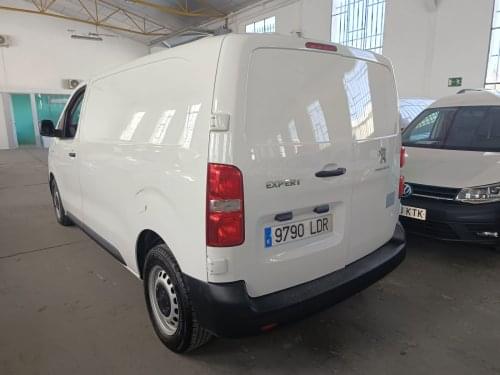 Comprar PEUGEOT EXPERT ISOTERMO FURGON PRO 1.5 BLUEHDI 120 S&S STANDARD 2020 de segunda mano PEUGEOT EXPERT ISOTERMO FURGON PRO 1.5 BLUEHDI 120 S&S STANDARD 2020 de segunda mano
