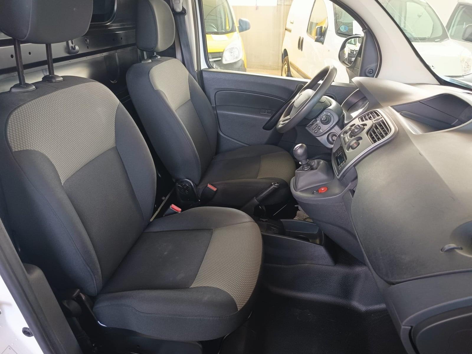 RENAULT KANGOO FURGON PROFESIONAL BLUE DCI 59 KW (80CV) 12 