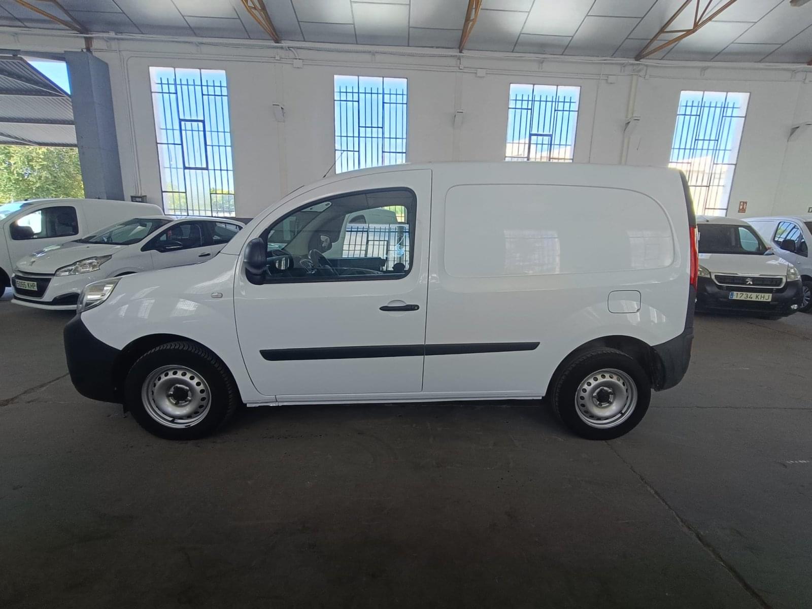 RENAULT KANGOO FURGON PROFESIONAL BLUE DCI 59 KW (80CV) 3 
